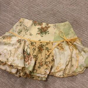 Kimchi Blue Floral Mini Skirt - Yellow and Cream